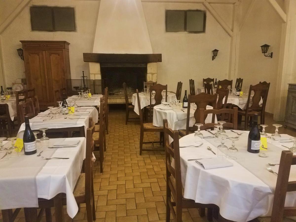 L'Auberge Des Voyageurs Ménigoute エクステリア 写真